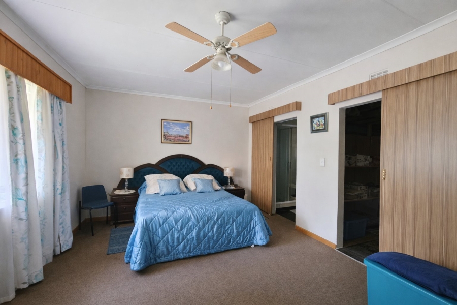 3 Bedroom Property for Sale in Vaalpark Free State